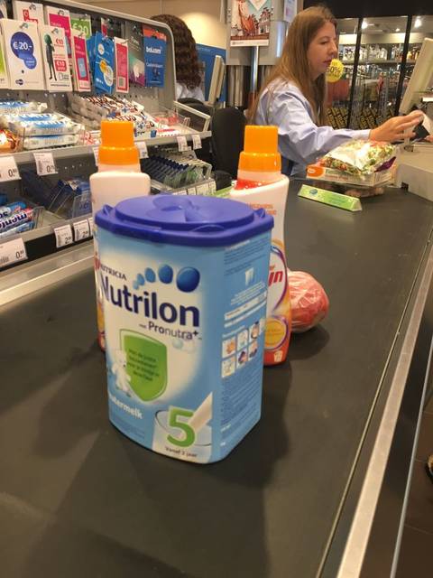 定居荷兰的超市奶粉搬运工_我是一个定居荷兰