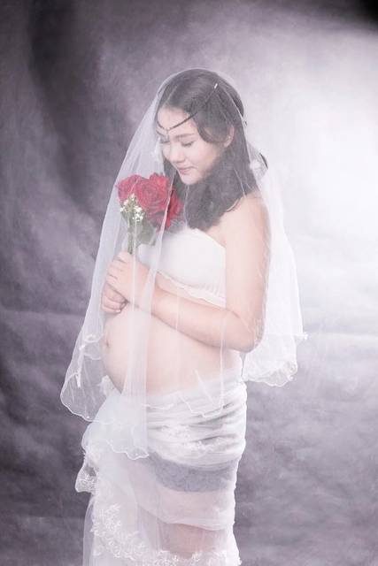 美妞们都有拍孕照吗?几个月拍的?_头胎因为太