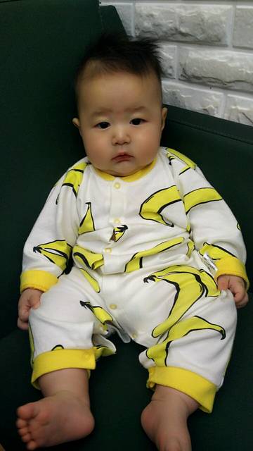 有没有妈妈自己给宝宝拍百天照的_今天宝宝已