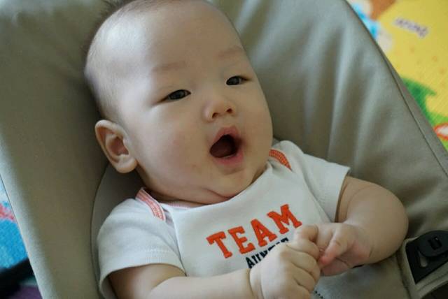 额头饱满好还是不好_如题,大家觉得宝宝额头饱