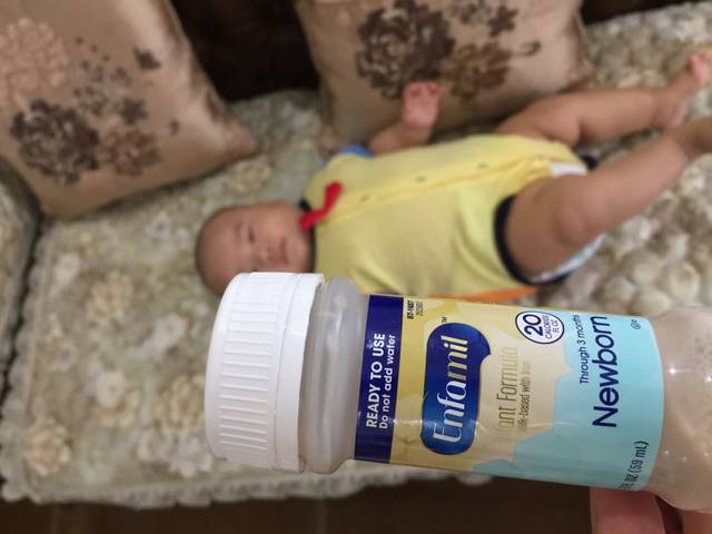 儿子喝美国水奶四个月长一岁宝宝的身高体重