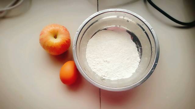 宇航宝宝的辅食日记_【苹果鸡蛋饼】适合已经