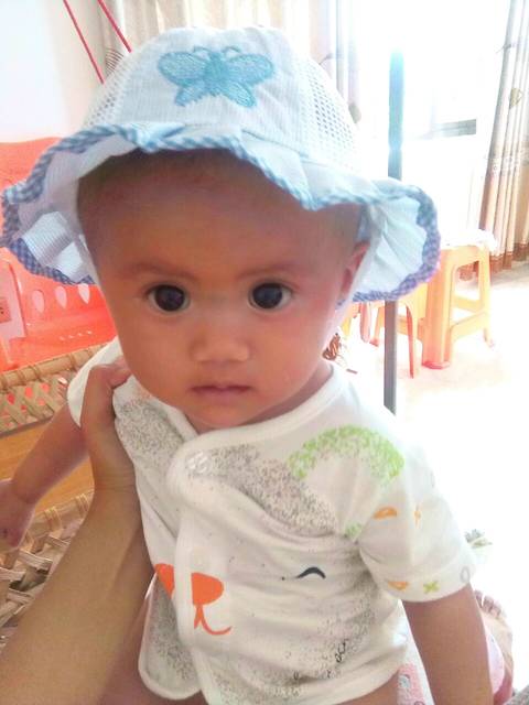 六个月的宝宝会坐了吗?