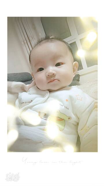 宝宝三个月睡醒总是先哭怎么回事_宝贝三个月