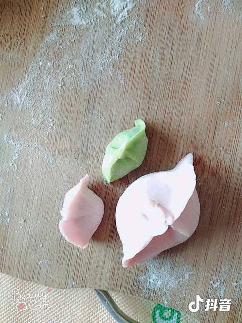 【新手报到】宝宝纯手工水饺制作