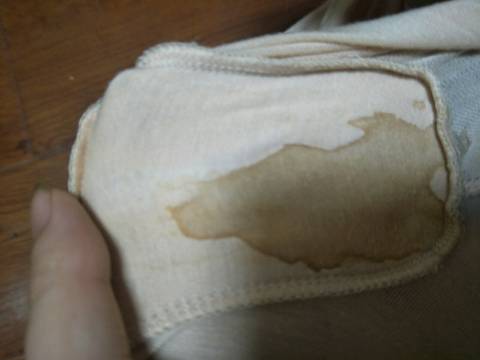 怀孕十周,早上起来内裤这样的颜色,是不是见血了,夜里