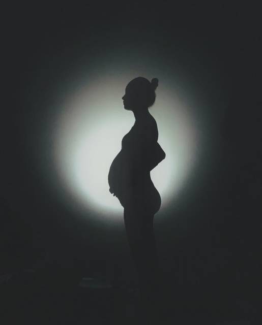 自己拍的孕妇照_鼠宝宝32周,8个月啦,在妈妈肚子里,还