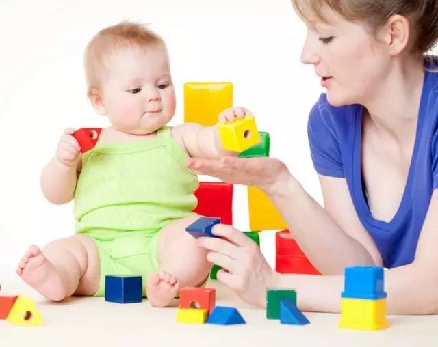 宝宝早教的40个简单方法,爸妈都得学
