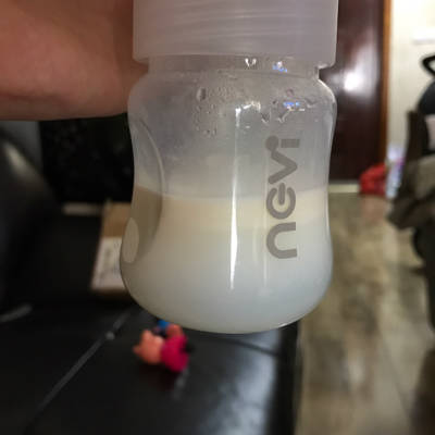奶水自己流出来怎么办图片
