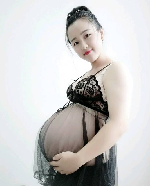 自己拍的孕妇照