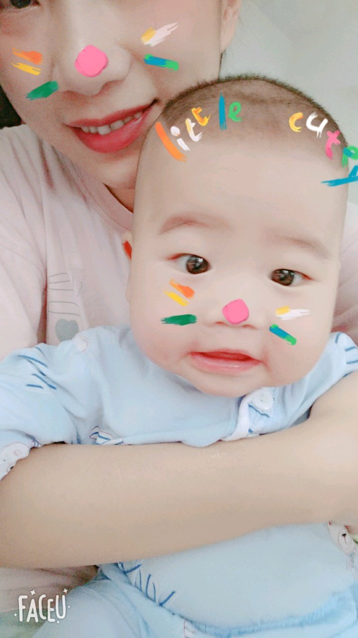 宝贝五个月，卤门凹下去有问题吗？