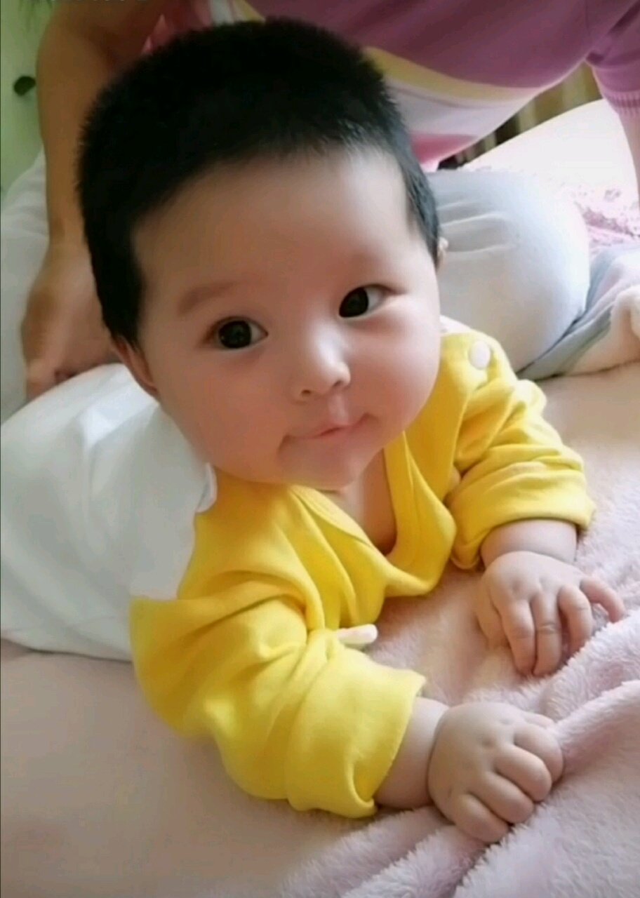 5个月宝宝，不睡觉啊。愁死了。有没有有经验的宝妈传授点经验