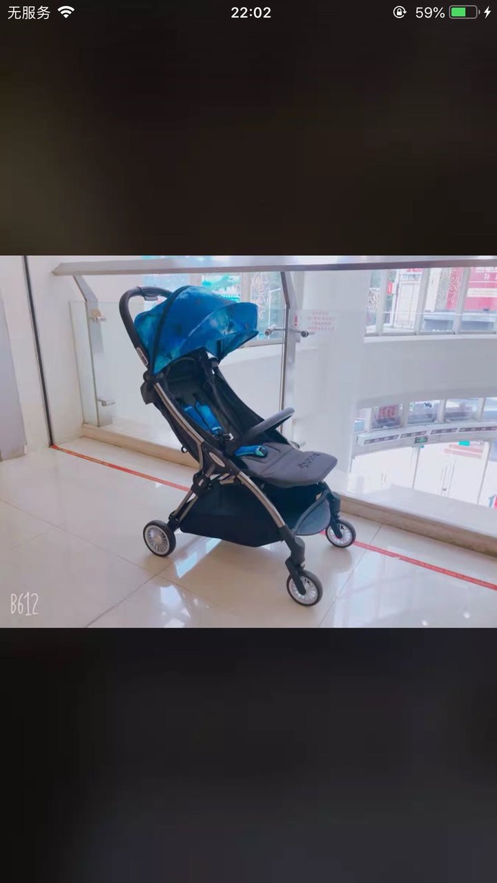 安利一款超好用的婴儿推车_capucci