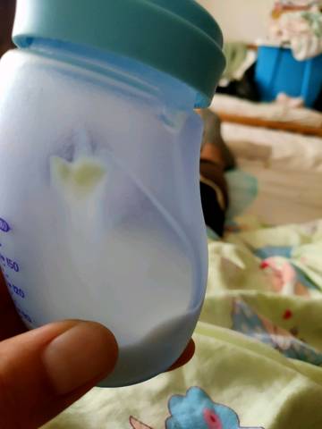 飞鹤星飞帆奶粉冲完怎么这样